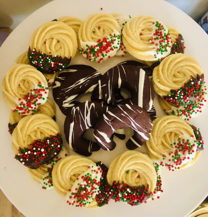 Christmas Selection Box 8 Piece - Image 8
